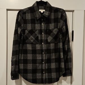Women's Black and Gray Checkered Shirt
